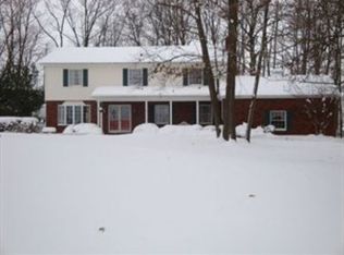 9566 Gloria Dr, Marshallville, OH