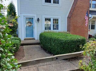 700 Kingswood Dr, Evansville, IN 47715