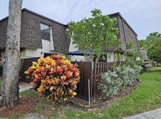 2524 NW 99th Ave, Coral Springs, FL 33065