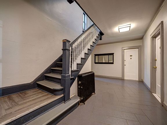 5th image of 540 Park Ave APT 1