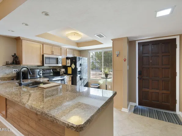 444 S DESERT FLOWER Drive, Mesa, AZ 85208