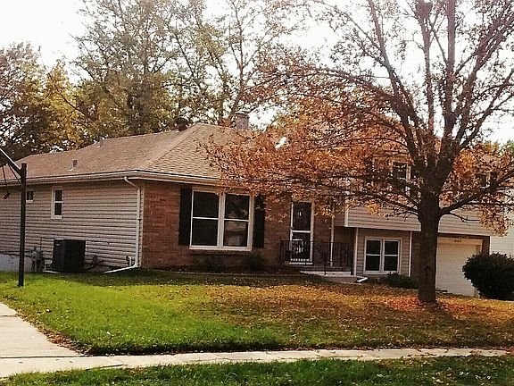 3rd image of 5223 S 104th Avenue Cir