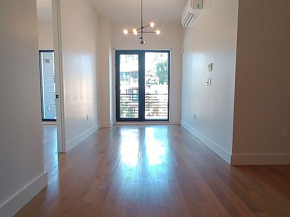 3rd image of 2708 Snyder Ave APT 303