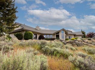 2658 Fairway Dr, Klamath Falls, OR 97601