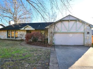 412 E Seneca St, Tahlequah, OK 74464