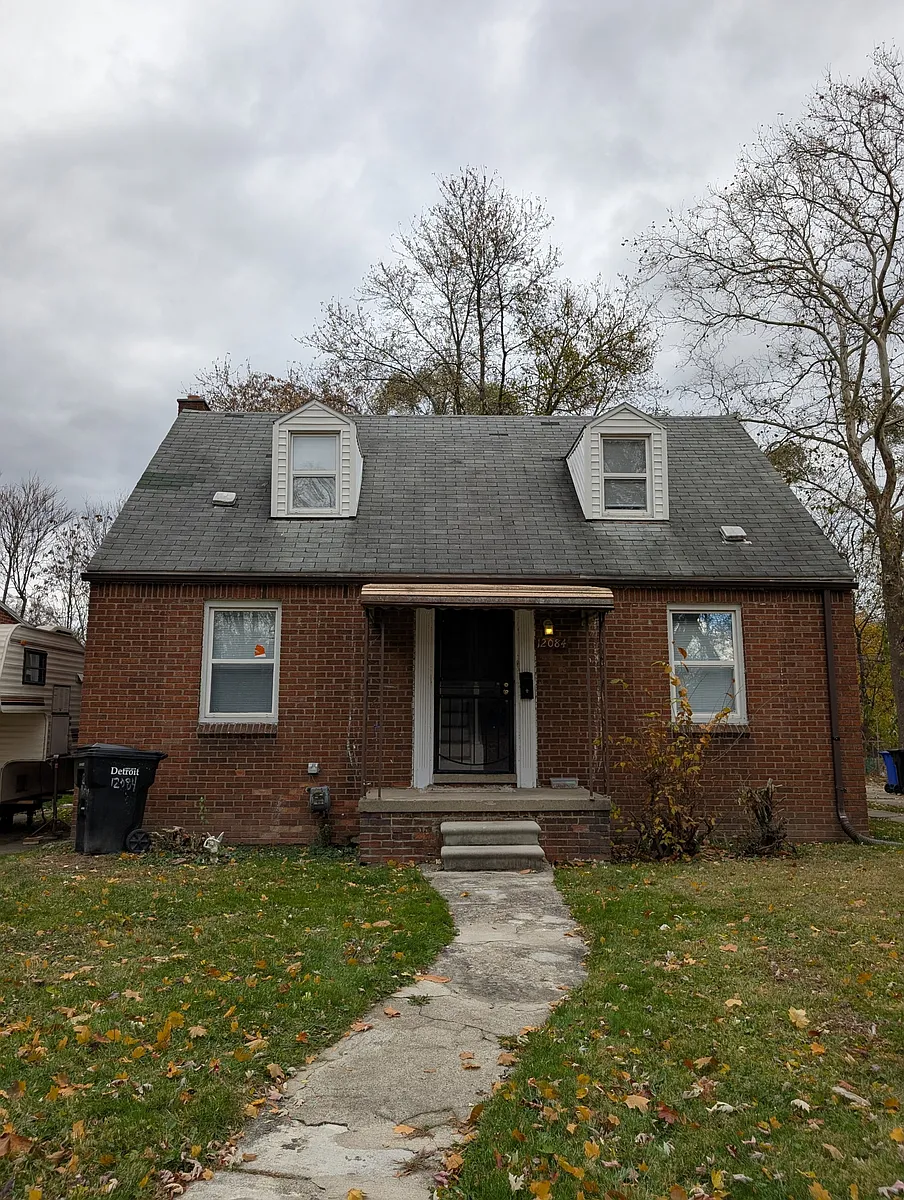 Building Photo - 12084 Vaughan St
