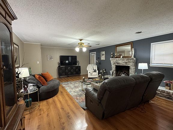 5th image of 2516 Hampton Ave