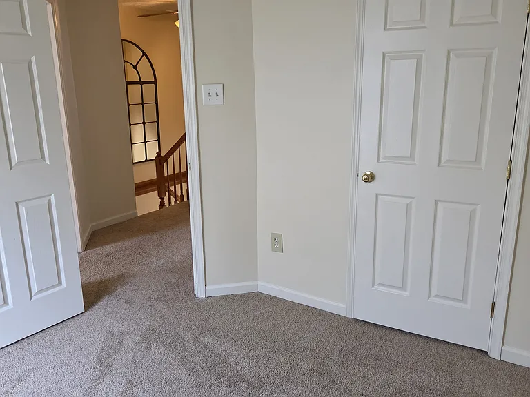 11 Fencerow Ct — Photo 16