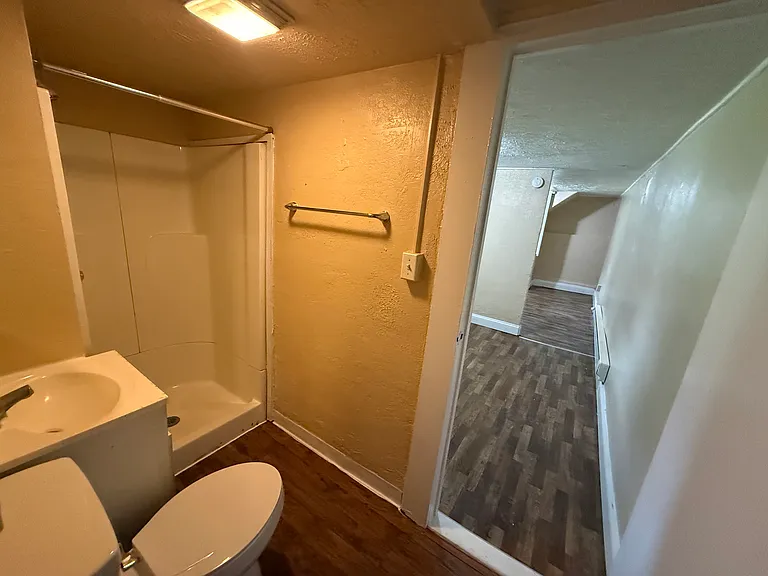 110 Mercer St #5 — Photo 6