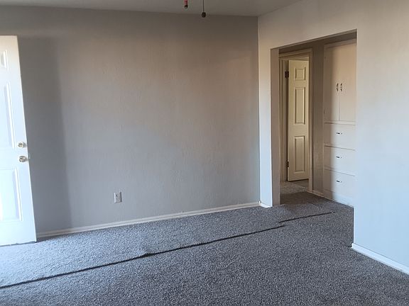 2nd image of 504 S 5th St