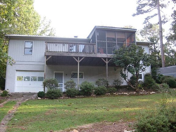 3rd image of 175 Fairway Ct