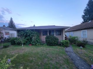 10121 NE 186th St, Bothell, WA 98011
