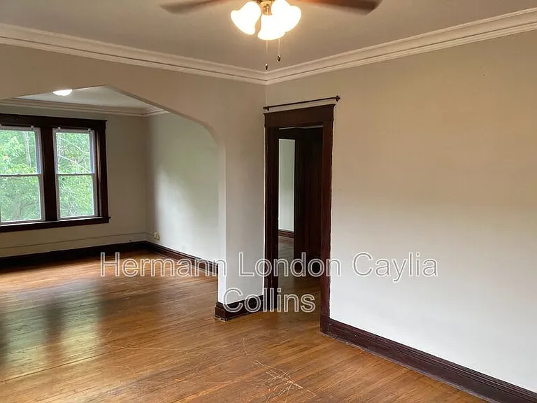 5340 Bancroft Ave #2F — Photo 21