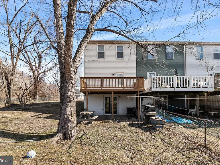 42 Holcumb Ct — Photo 36