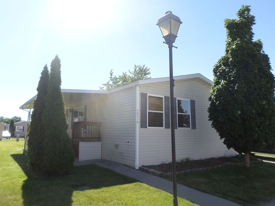 1st image of 46310 Abbey Dr
