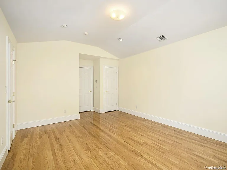 51 Inwood Rd #B — Photo 23