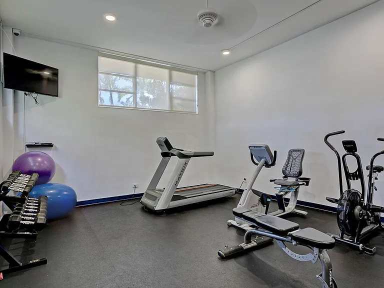 2800 N Flagler Dr #202 — Photo 36