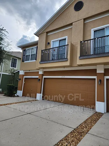 1535 Broken Oak Dr Photo 1