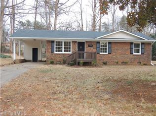 7700 Newsome Ct, Browns Summit, NC 27214