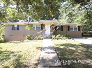 1105 Little John Ln, Birmingham, AL 35235