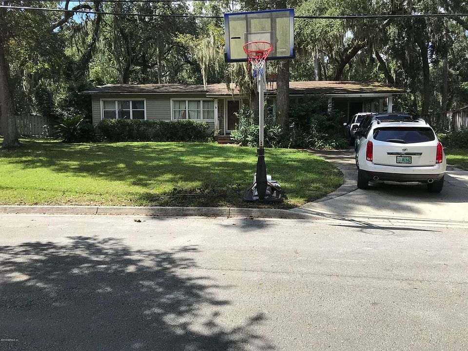 1st image of 2642 Grasshopper Ln