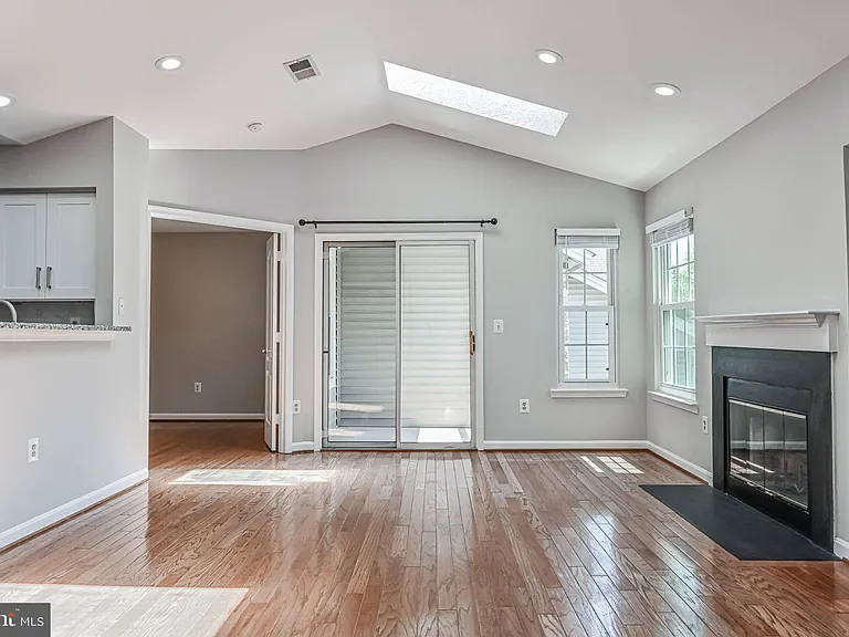 5601 Willoughby Newton Dr #36 — Photo 8