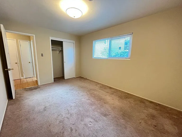 329 Lester Ave #3 — Photo 6