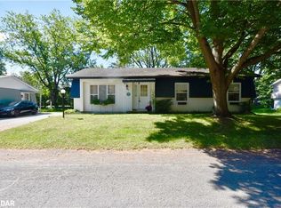 11 Cherrywood Ln, Innisfil, ON L9S1M9