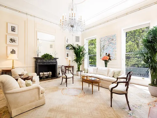 Sold by Sotheby's International Realty | media 5