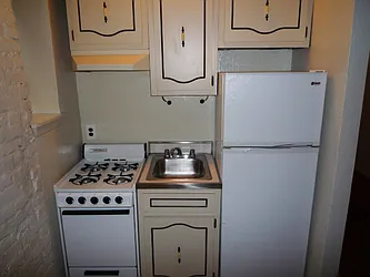 Rented by DSA Realty Midtown West