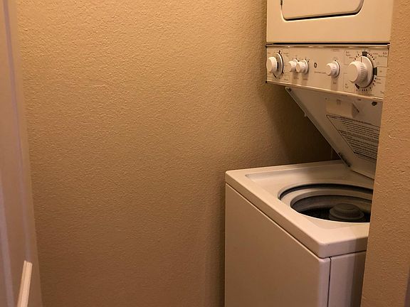 4th image of 15827 NE Leary Way APT B213