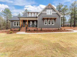 266 Paula Ct, West End, NC 27376