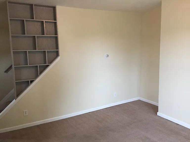 1007 Neel St — Photo 24