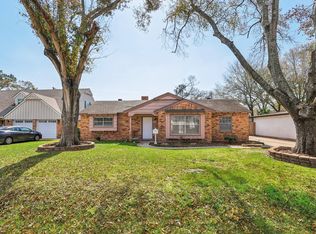 10015 Warwana Rd, Houston, TX 77080
