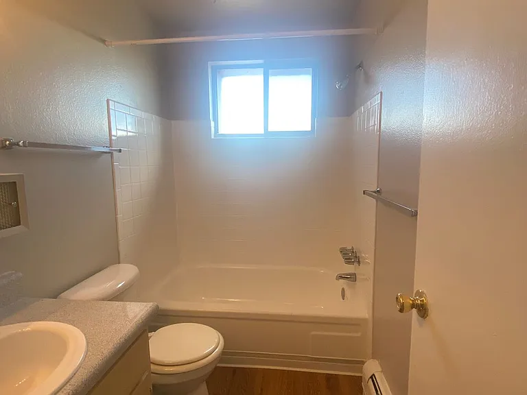 Garden Center Apt. 68 — Photo 17