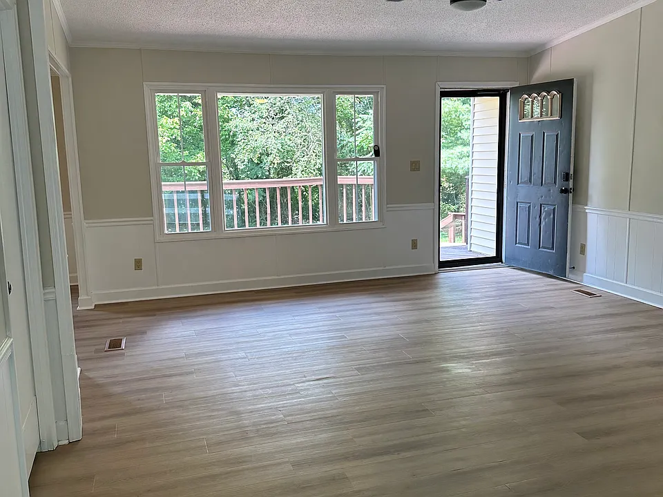 319 Jefferson Dr