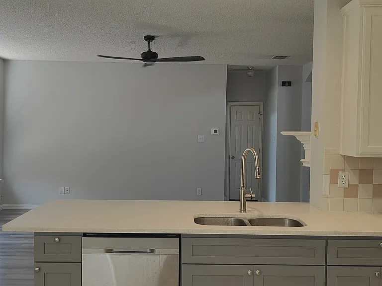 1412 Brenda Ln — Photo 25