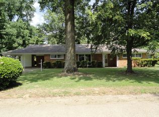 308 W Linden Cir, Kennett, MO 63857