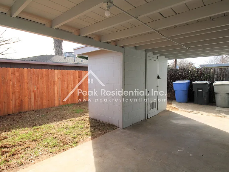 4801 Valletta Way — Photo 12