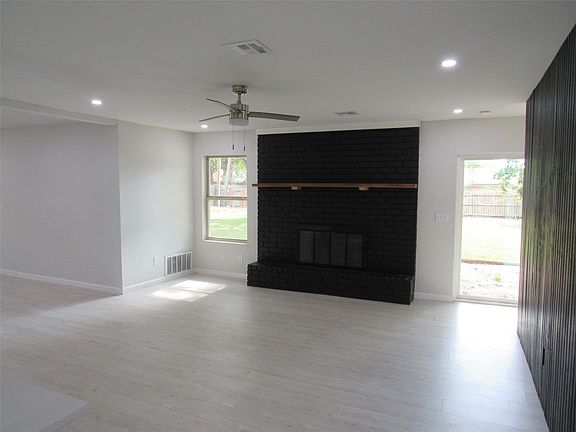2nd image of 321 Crescent Dr