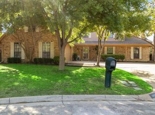 1400 Porto Bello Ct, Arlington, TX 76012