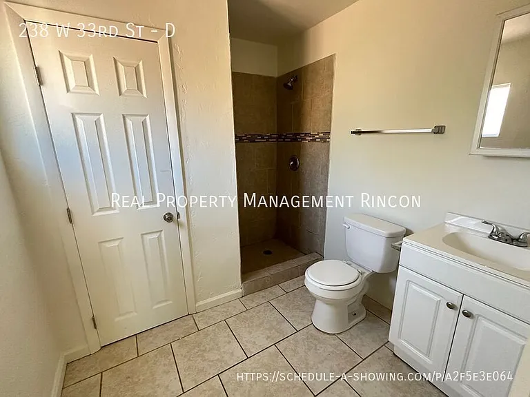 238 W 33rd St #D — Photo 5