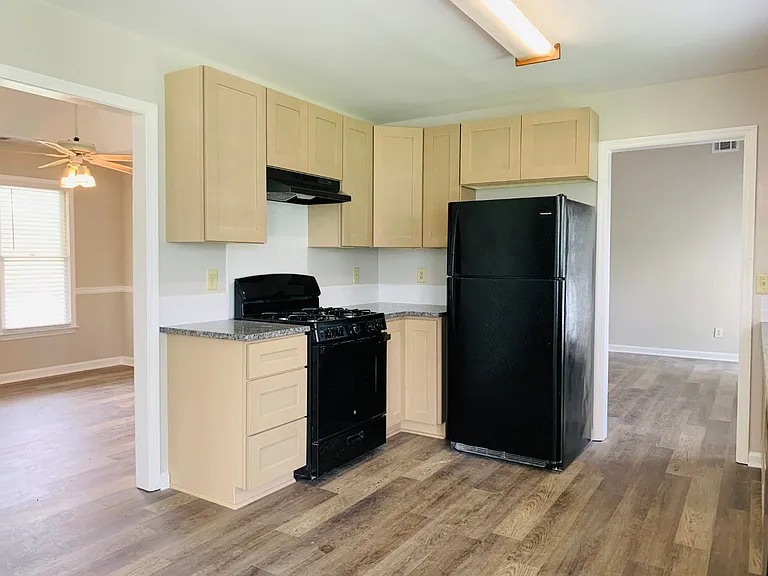 61 Garden Hills Dr — Photo 9