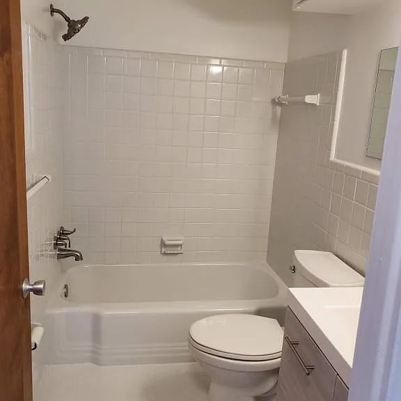 8300 W Jefferson Ave — Photo 3