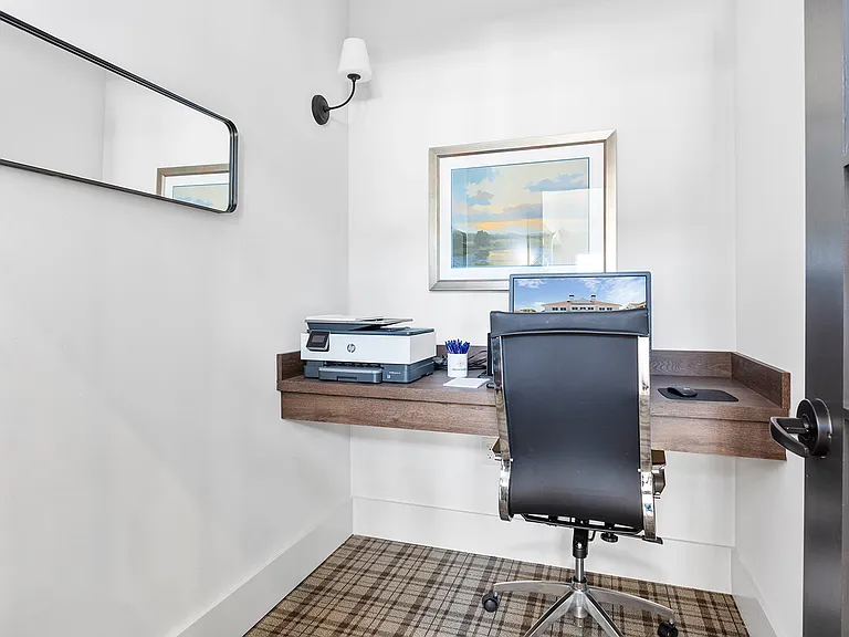 The Westerly at Benn's Grant Business Room