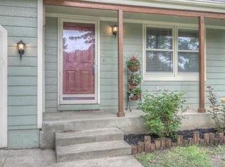 33406 W 87th Ter, De Soto, KS 66018