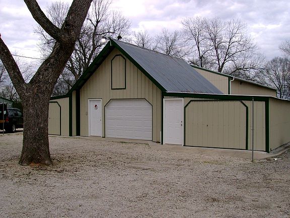 3 Garage - Detached