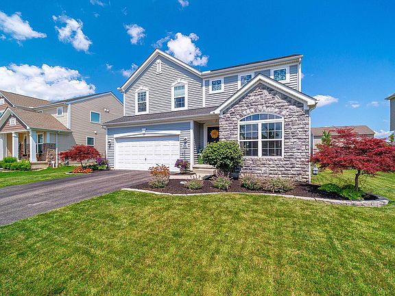 2nd image of 2060 Belmont Dr