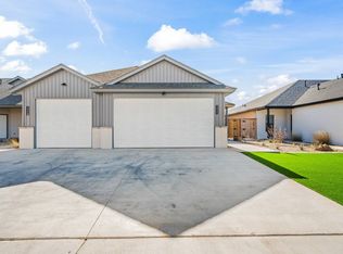 1129 N 7th St, Wolfforth, TX 79382