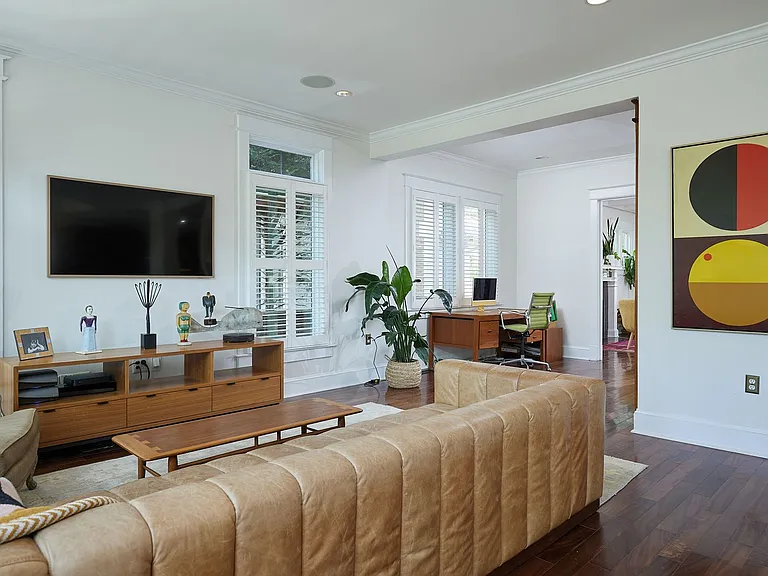 1424 Longfellow St NW — Photo 9